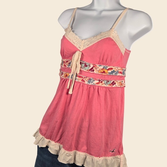 Hollister Tops - Y2K Hollister Medium Babydoll Cami Top Pink Floral Lace Trim Ruffle Coquette VTG